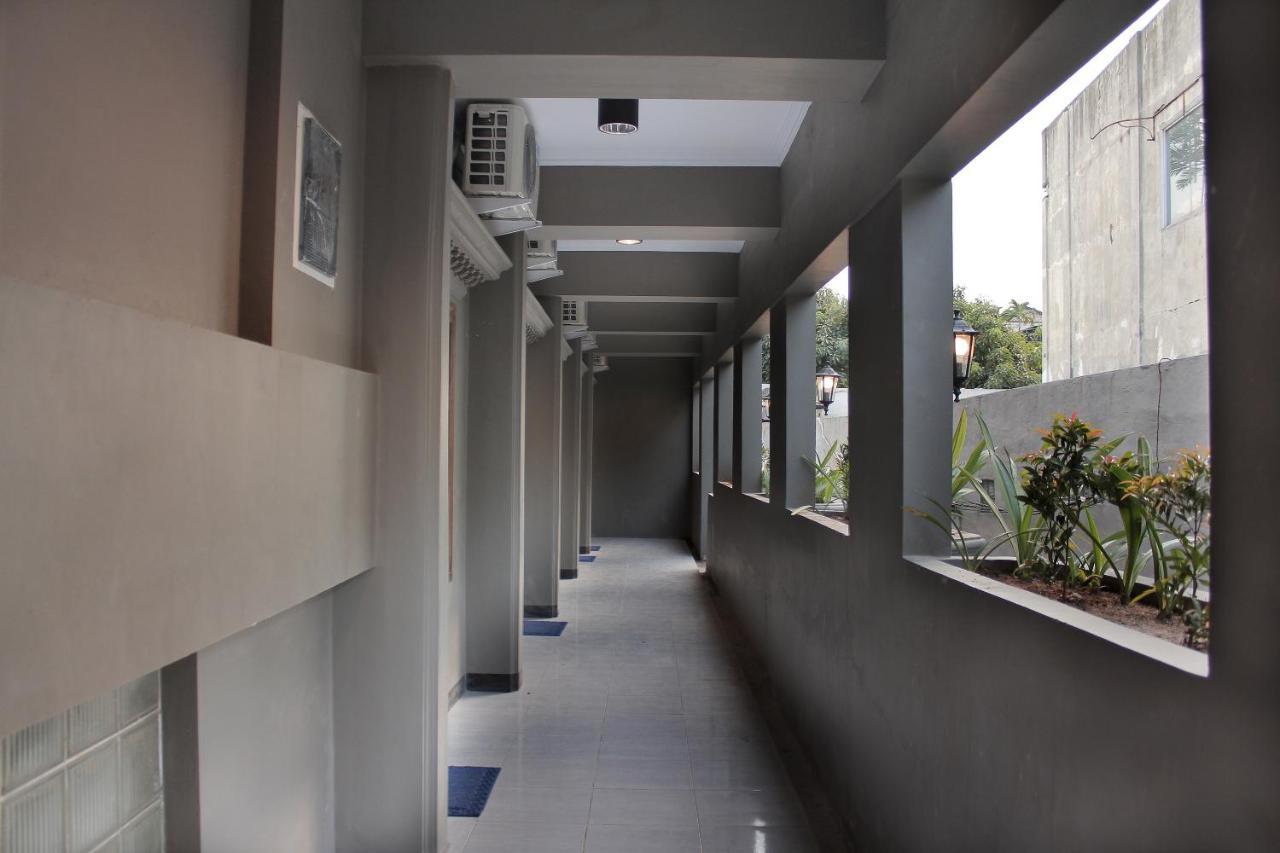 Oyo 222 M@Jayakarta Hotel Ngoại thất bức ảnh