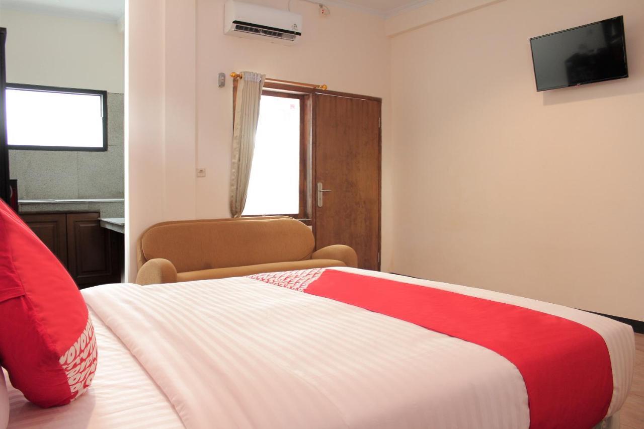 Oyo 222 M@Jayakarta Hotel Ngoại thất bức ảnh